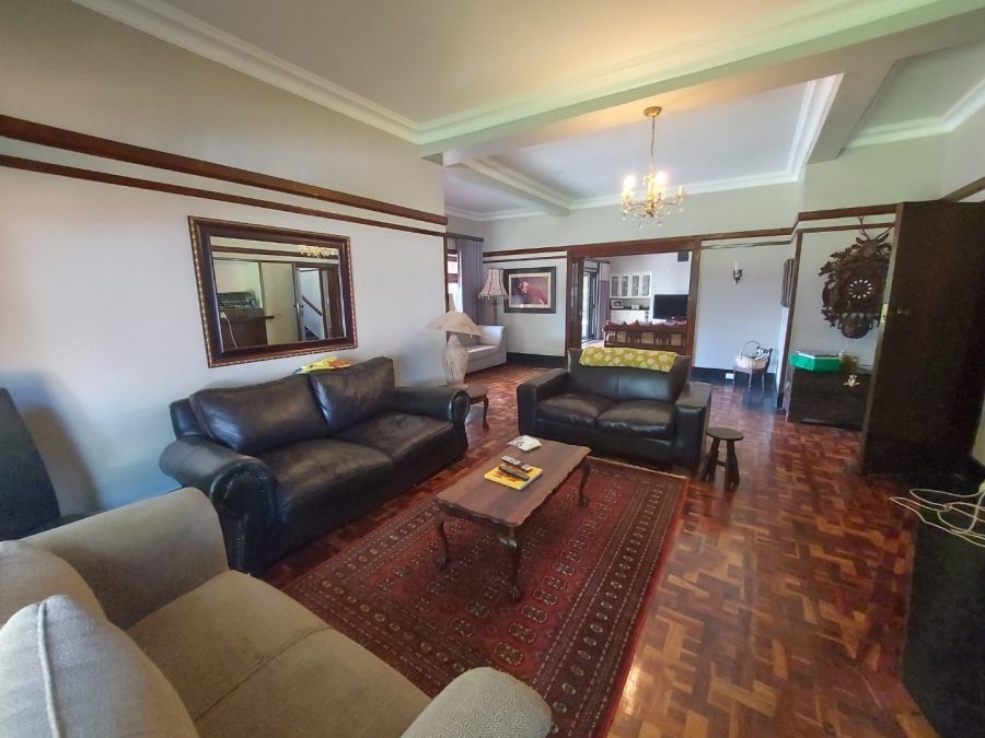 6 Bedroom Property for Sale in Waverley Free State